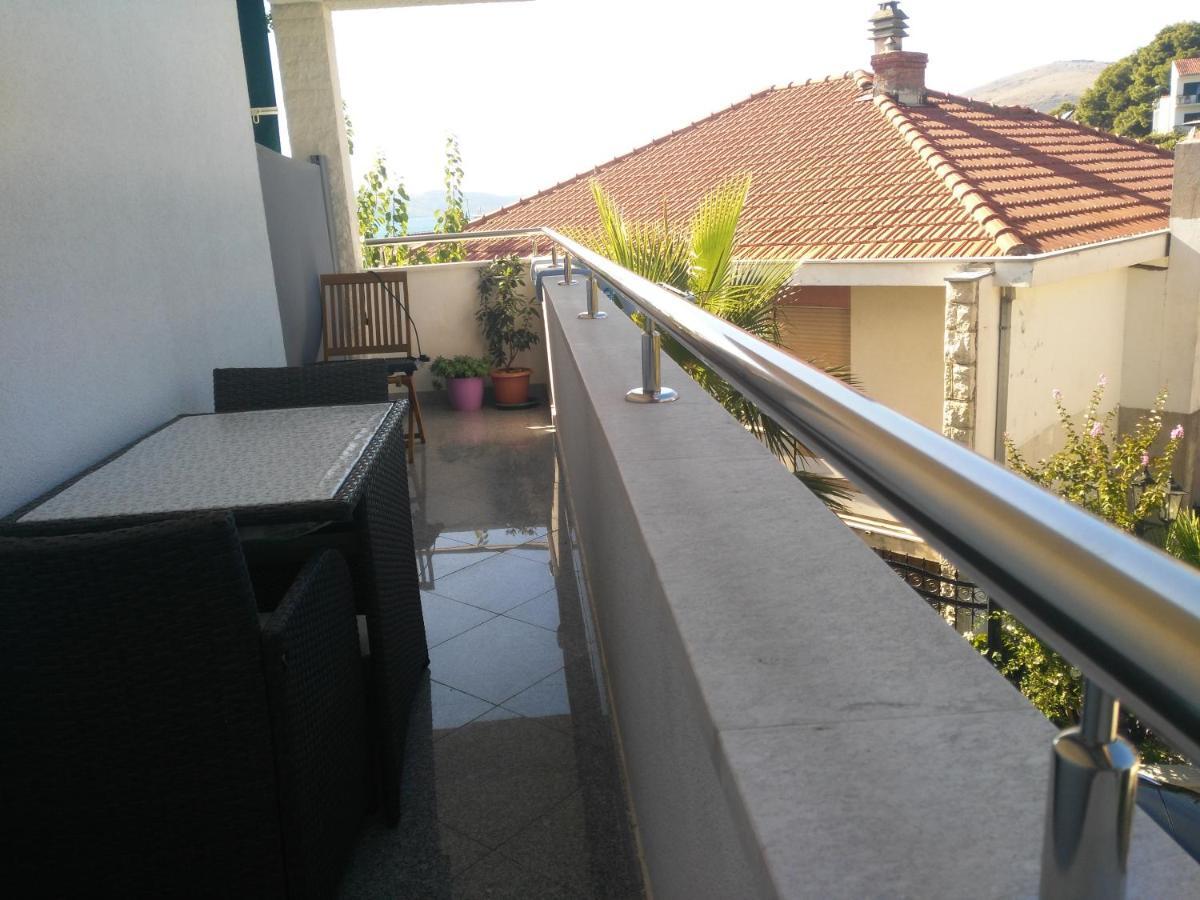 Villa Mira Trogir Exterior foto